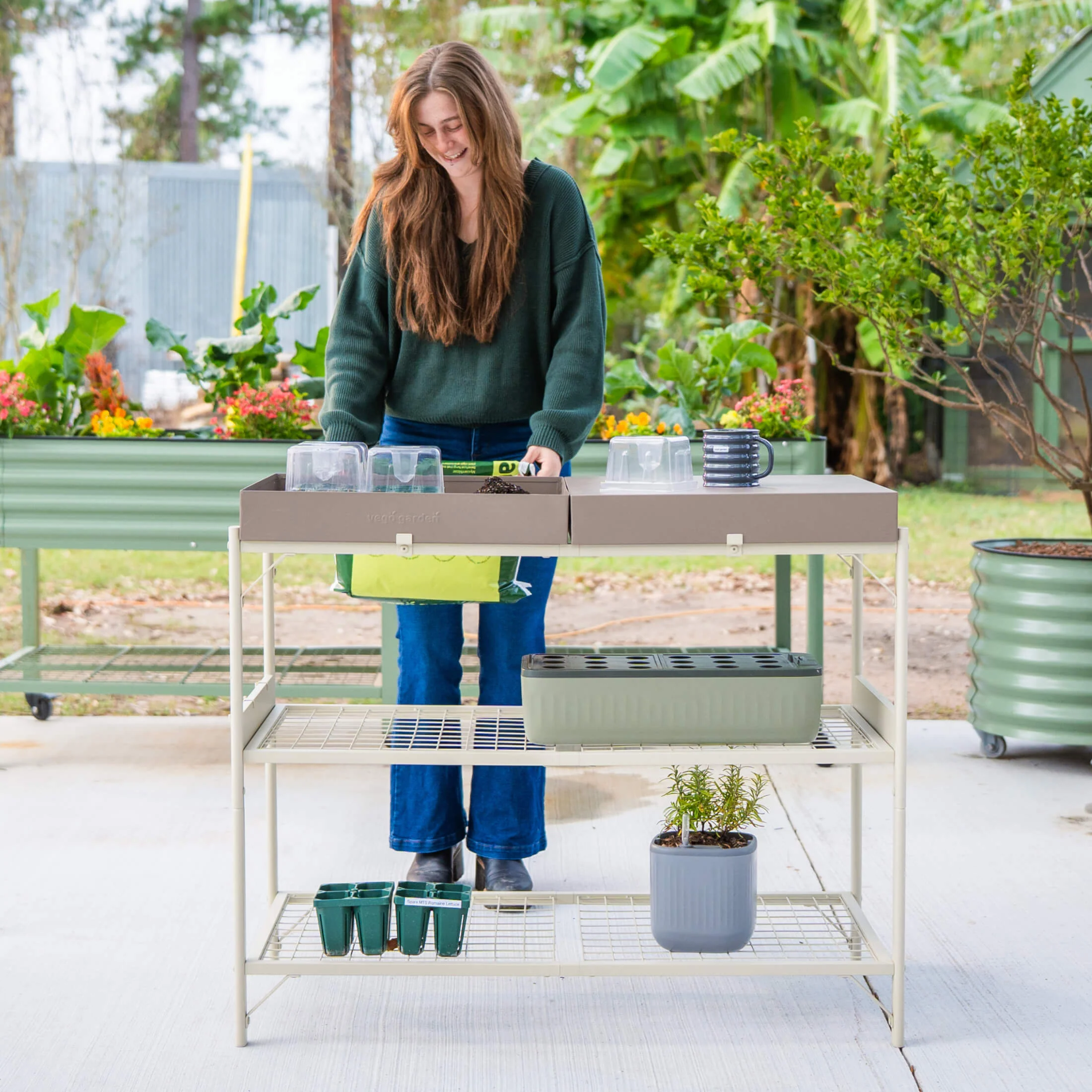 Potting Table - Image 17